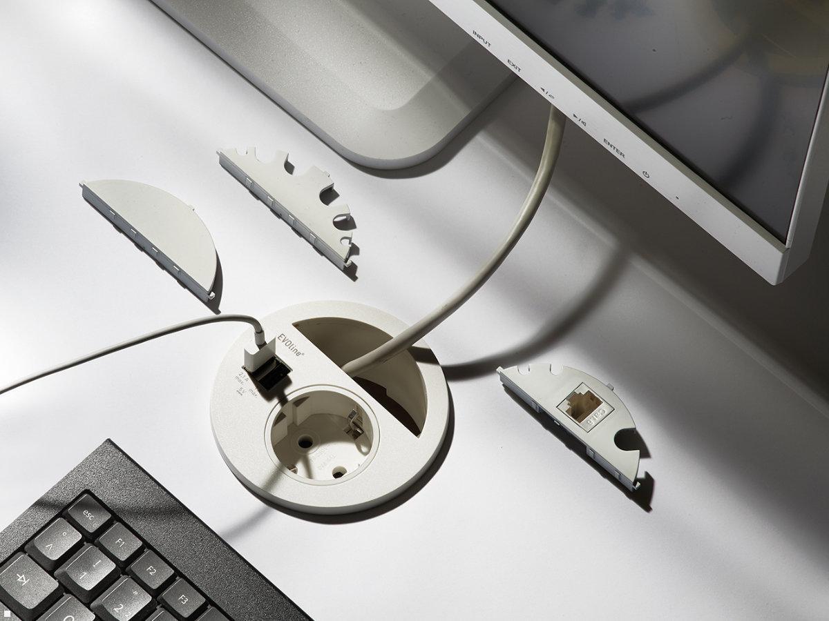 EVOline Circle80 Einbausteckdose 2xUSB Blende / Kabelführung, Variante weiß