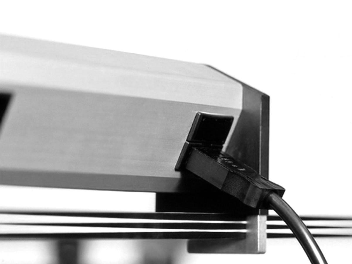 Bachmann DESK 1, 2x Steckdose (902.1131) Rückseite (Kabel nicht enthalten)