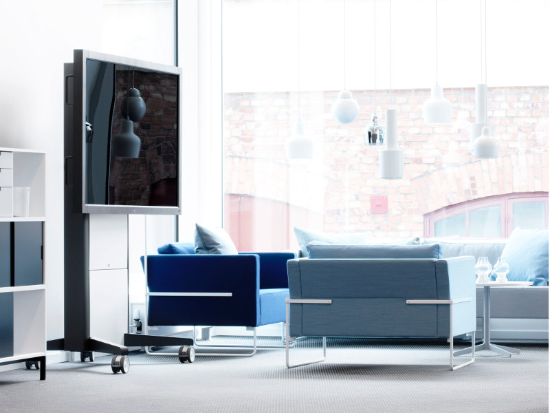 SMS Presence Mobile TV Standfuß Umgebung